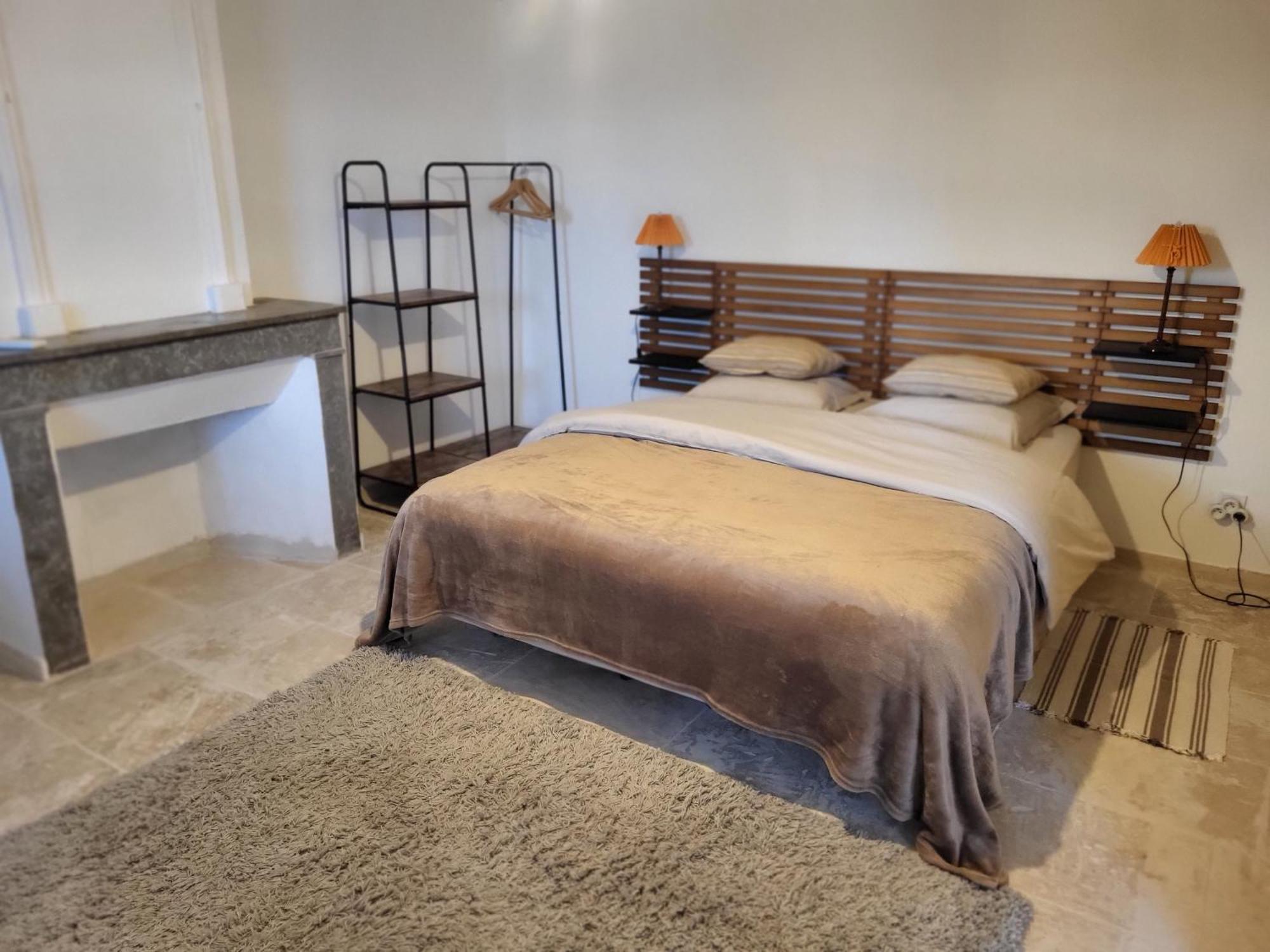 Bastide De La Madeleine Bed & Breakfast Pougnadoresse Ruang foto