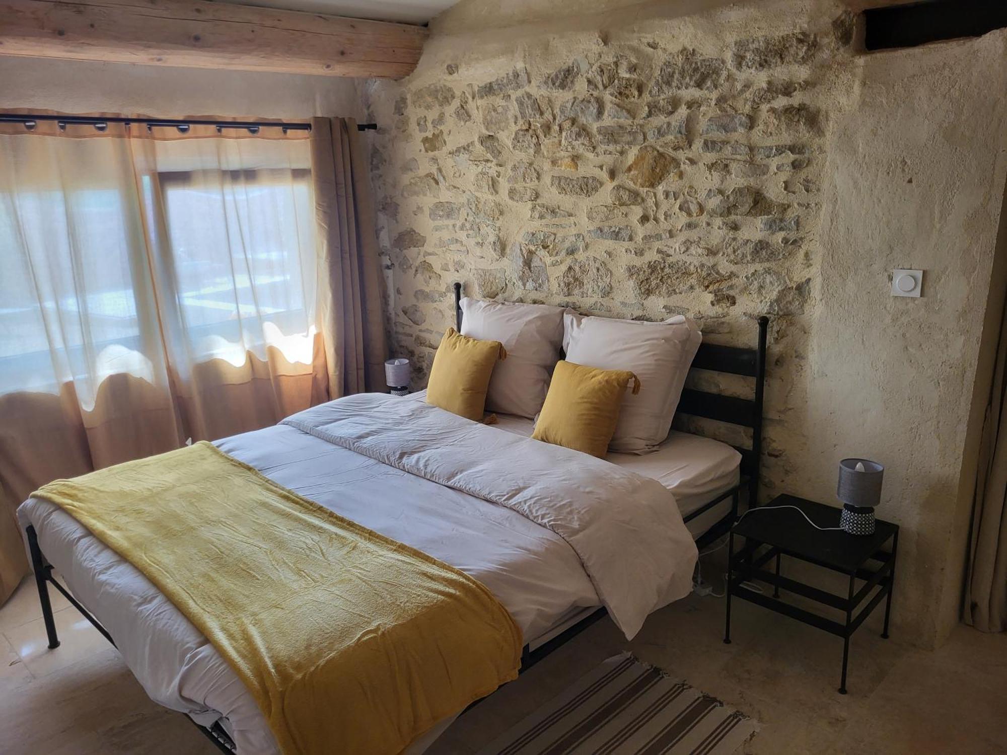 Bastide De La Madeleine Bed & Breakfast Pougnadoresse Bagian luar foto