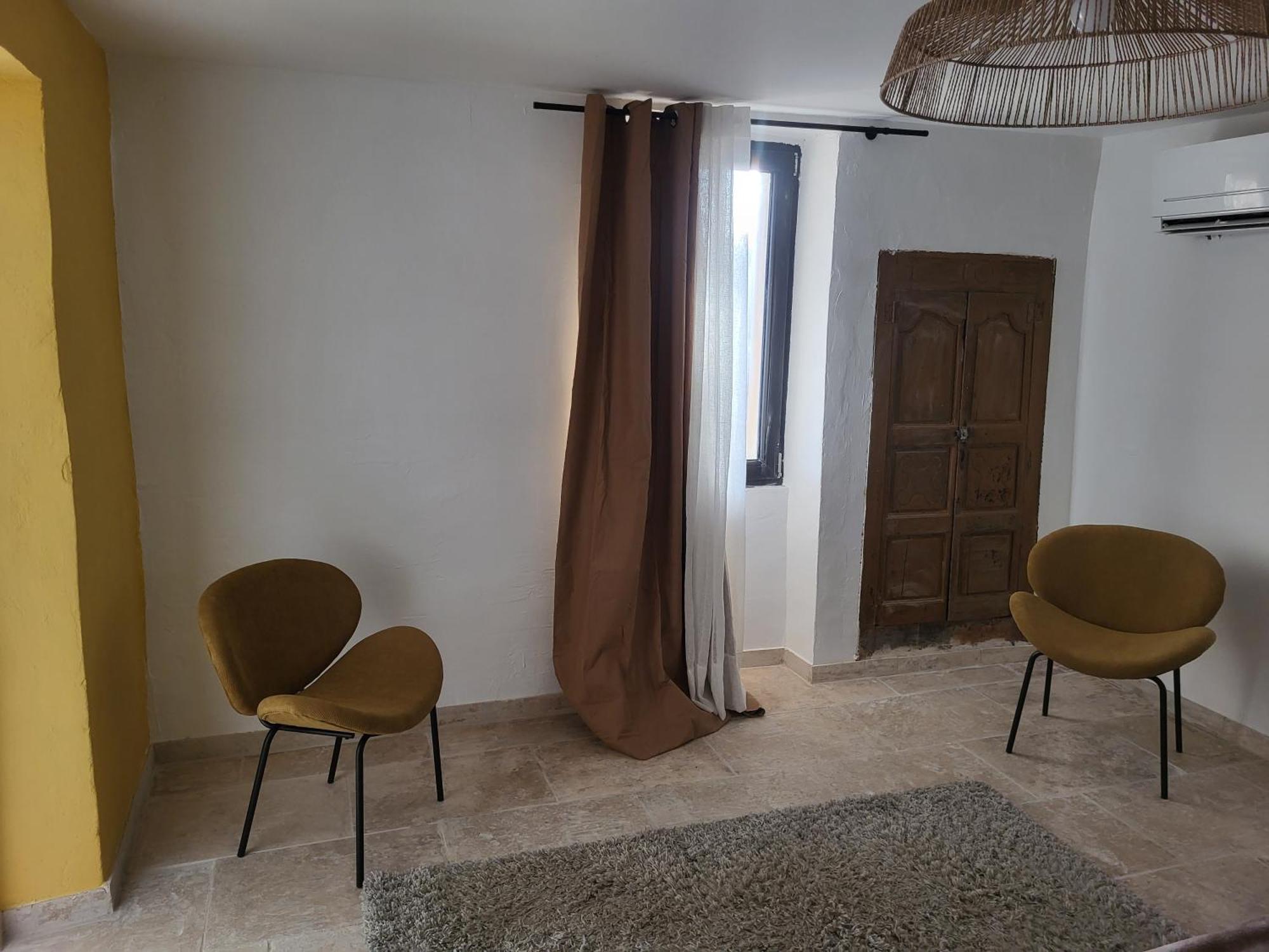 Bastide De La Madeleine Bed & Breakfast Pougnadoresse Ruang foto